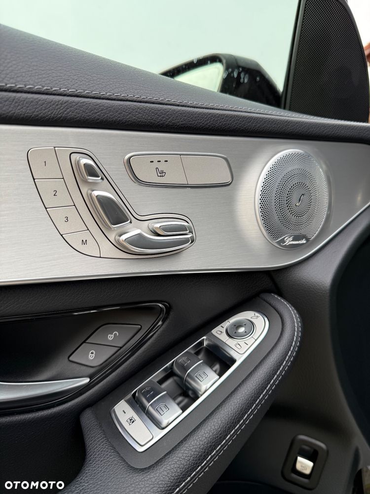 Mercedes-Benz GLC 300 d 4Matic 9G-TRONIC AMG Line - 8
