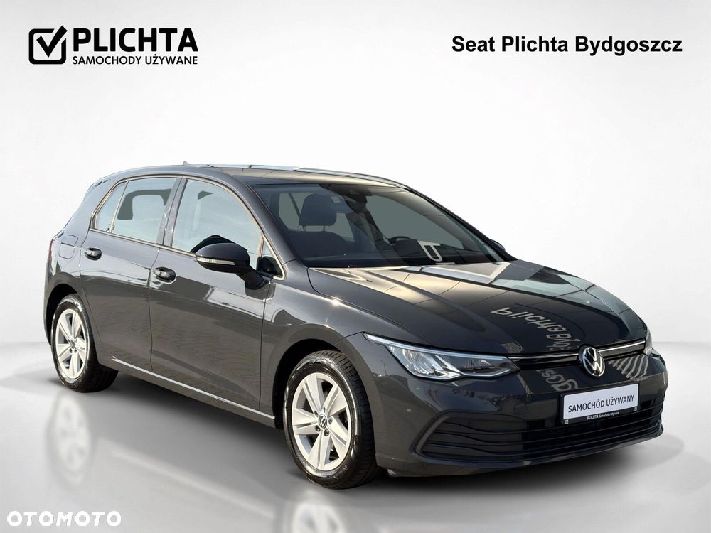Volkswagen Golf - 8