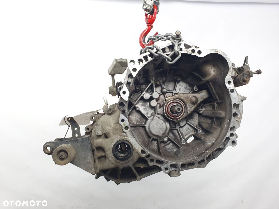 SKRZYNIA BIEGÓW TOYOTA AURIS I - 6