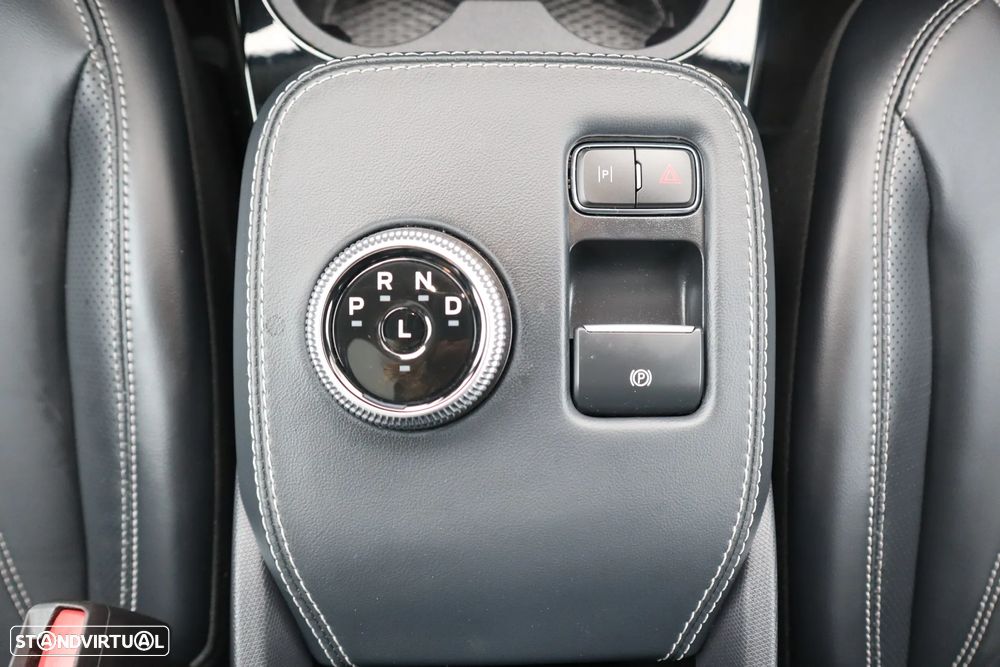 Ford Mustang Mach-E Alargada - 35