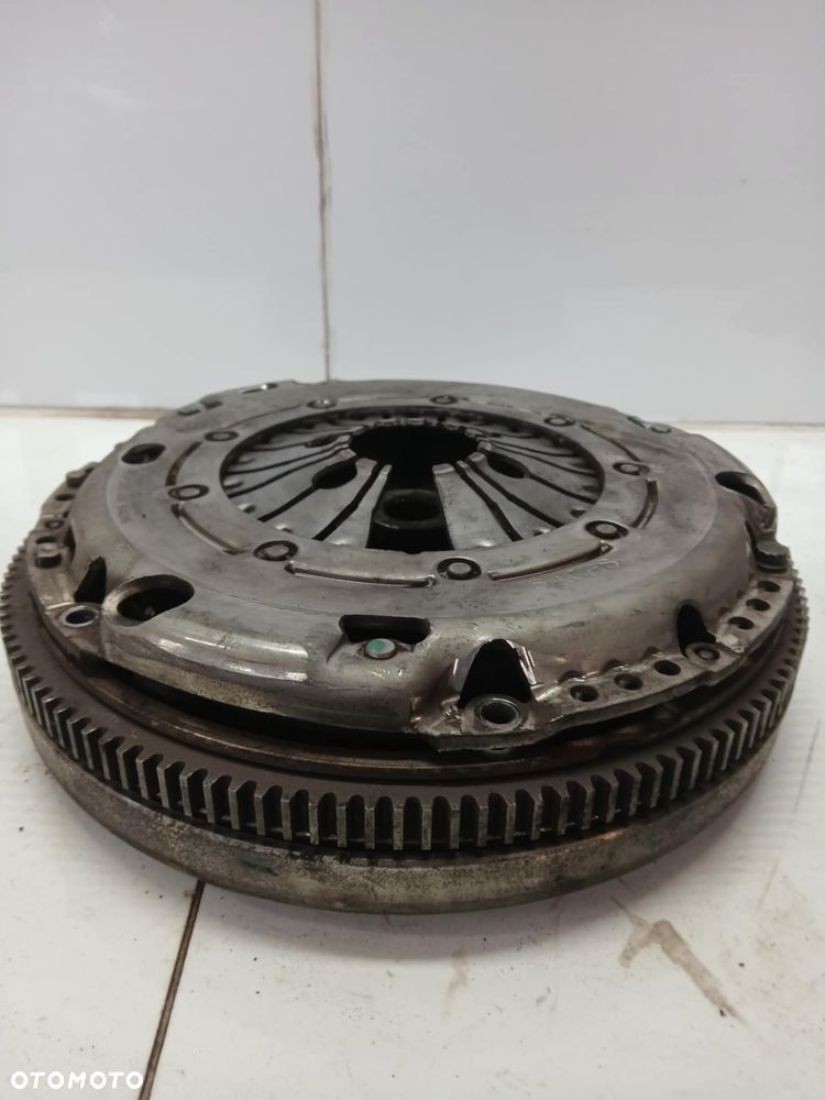 GOLF V 5  1.9 TDI BRU DWUMAS SPRZĘGŁO KOMPLETNE DOCISK KOŁO DWUMASOWE - 1