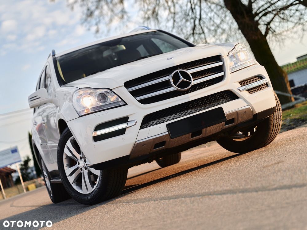 Mercedes-Benz GL 450 4Matic 7G-TRONIC Grand Edition - 2