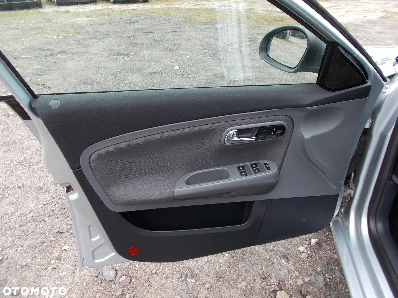 Seat Ibiza 1.2 12V Style - 23