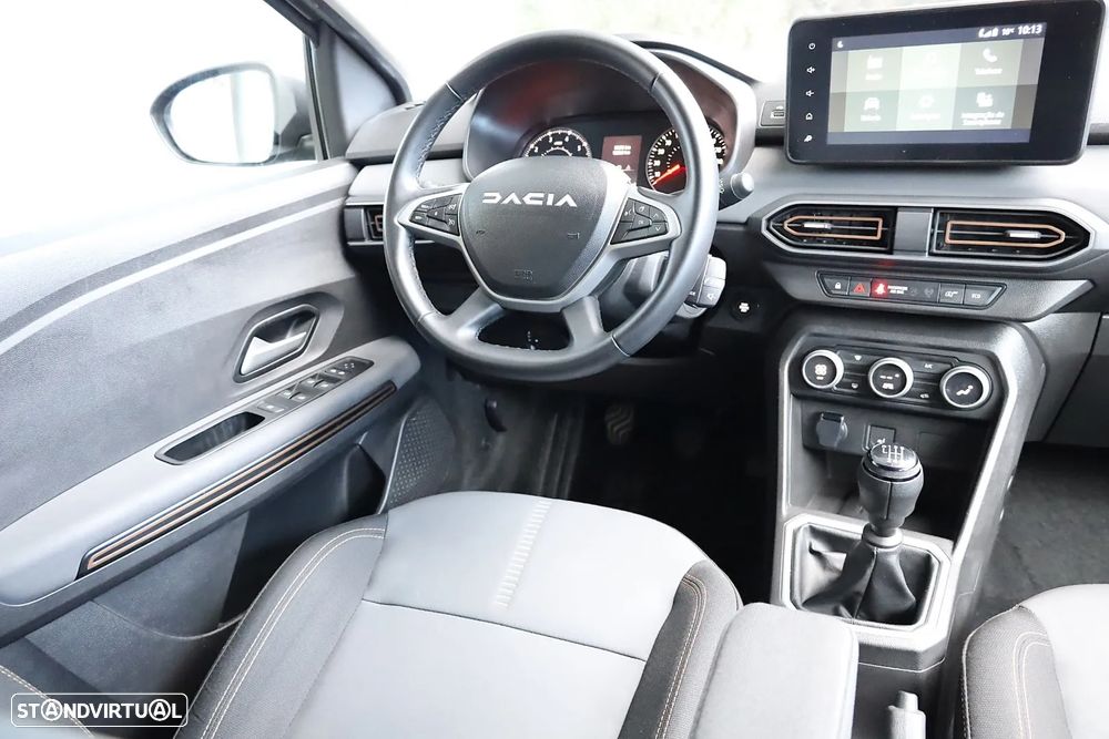 Dacia Jogger 1.0 TCe Extreme 7L - 21