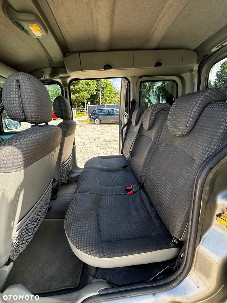 Renault Kangoo 4x4 1.9 dCi Expression - 20