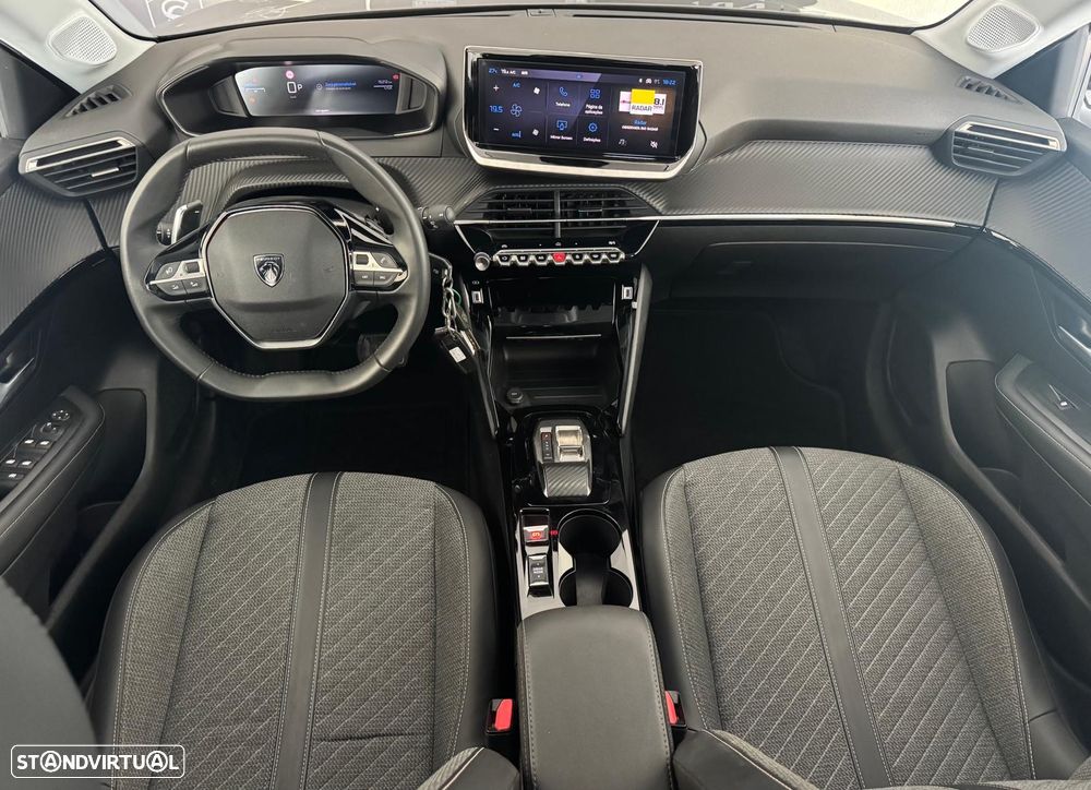 Peugeot 208 1.2 PureTech Allure EAT8 - 11