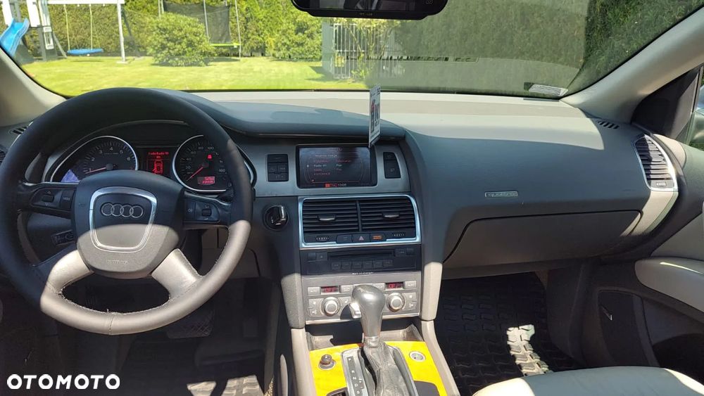 Audi Q7 - 11