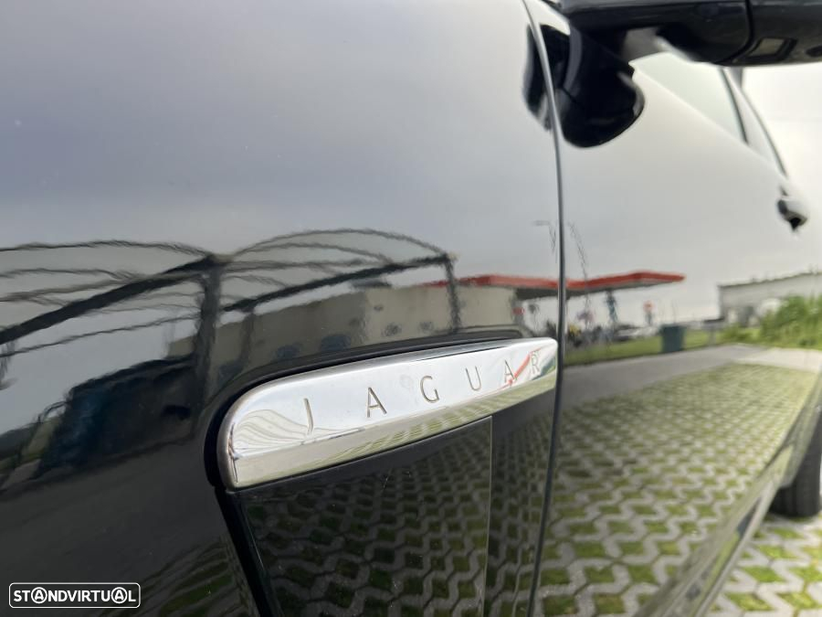 Jaguar XF Sportbrake 2.2 D Premium Luxury - 47