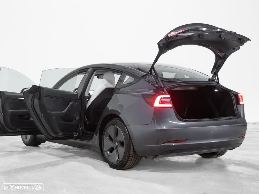 Tesla Model 3 Standard Range Plus RWD - 5