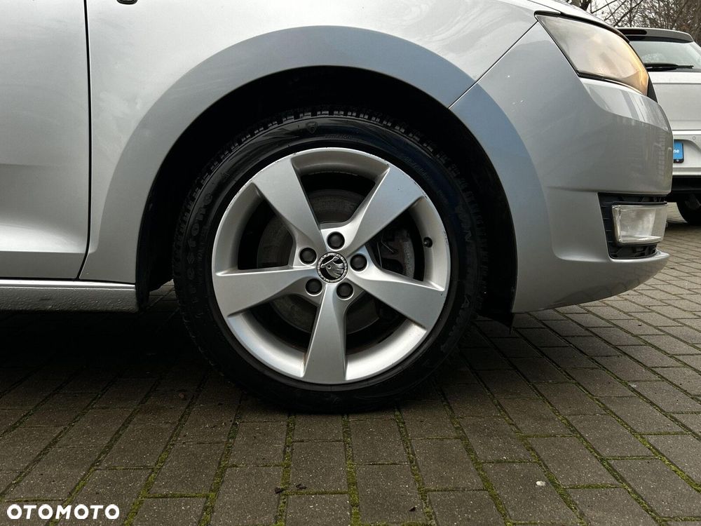 Skoda RAPID Spb 1.4 TSI Elegance Max DSG - 25