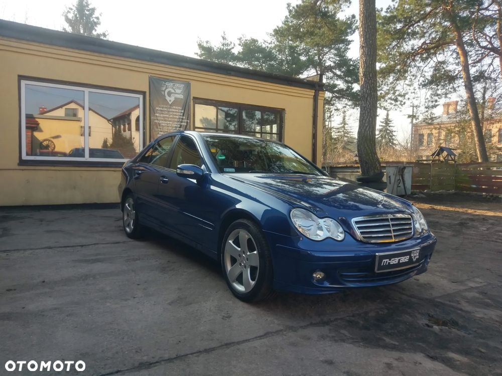 Mercedes-Benz Klasa C 180 T Kompressor Classic - 1