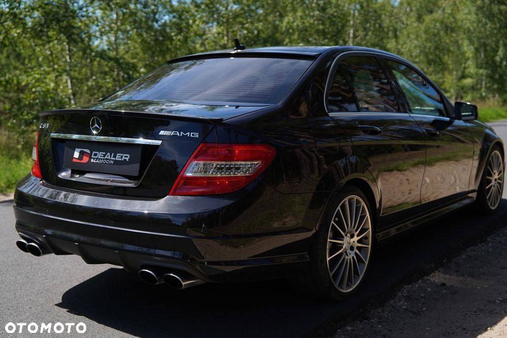 Mercedes-Benz Klasa C 63 AMG 7G-TRONIC SPORT EDITION - 8