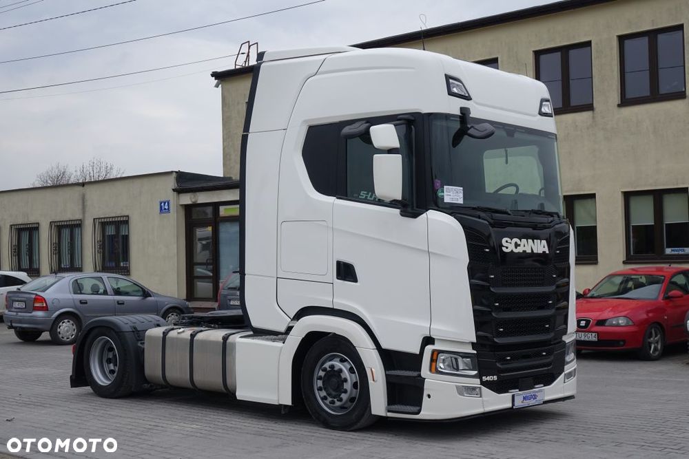 Scania S450 / EURO 6 / MEGA / LOW DECK / AUTOMAT / RETARDER / KLIMATYZACJA POSTOJOWA / LODÓWKA  /  2 ZBIORNIKI 700L / PO KONTRAKCIE - 3