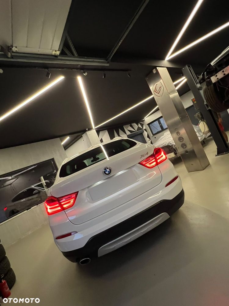 BMW X4 xDrive20d xLine - 13