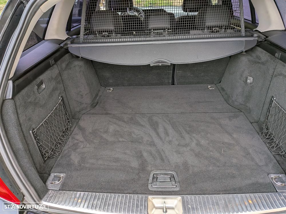 Mercedes-Benz C 250 Station CDI DPF (BlueEFFICIENCY) 7G-TRONIC Avantgarde - 13