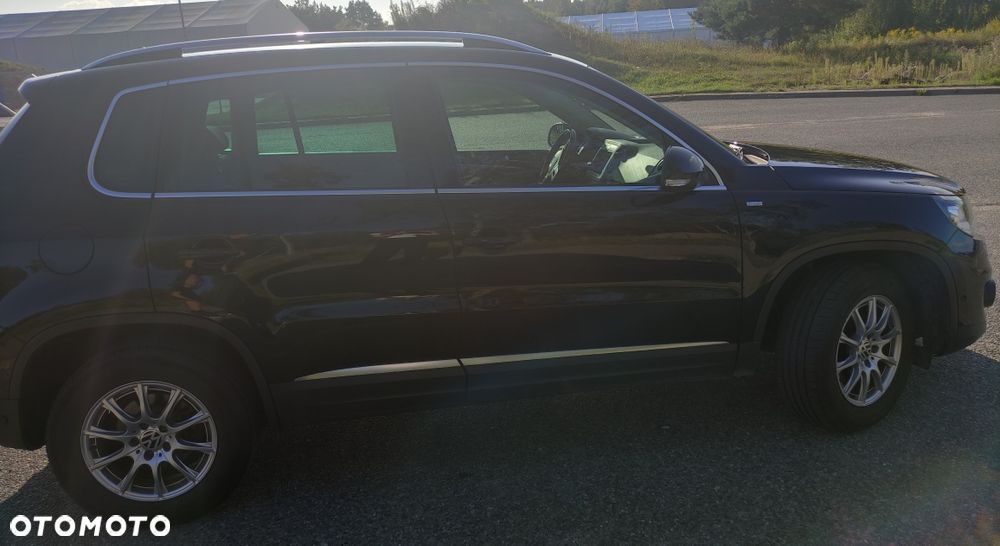 Volkswagen Tiguan - 4