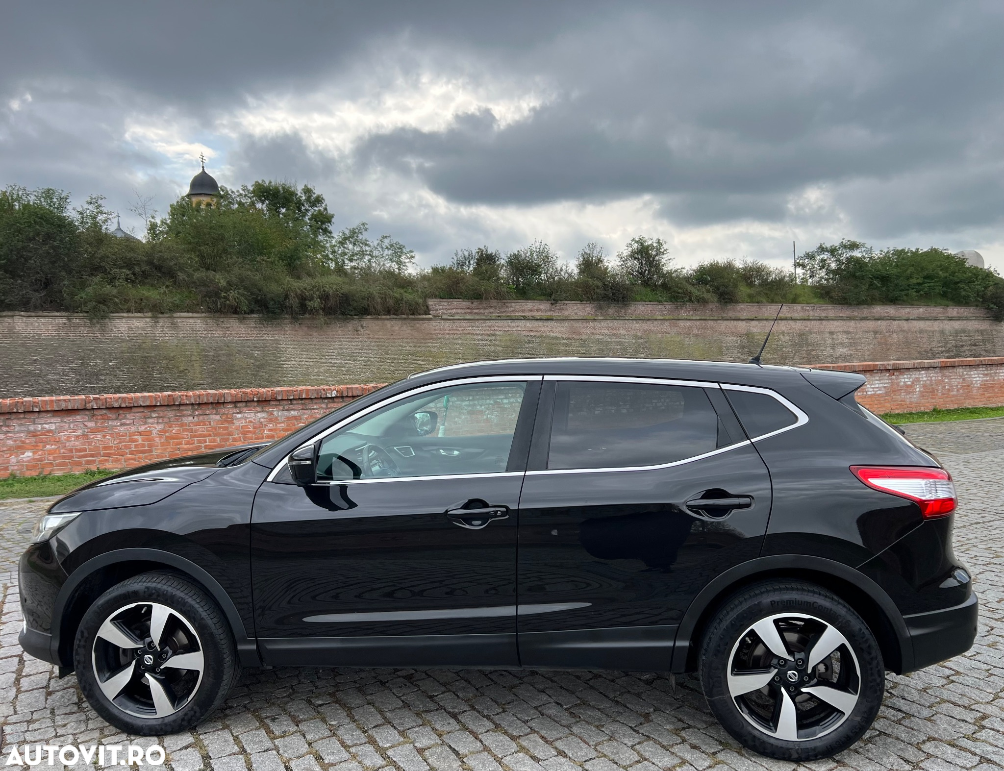 Nissan Qashqai 1.6 DCI Start/Stop N-Connecta - 10