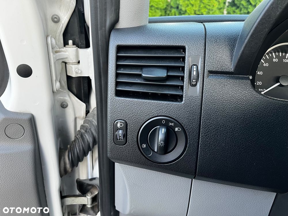 Mercedes-Benz Sprinter - 20