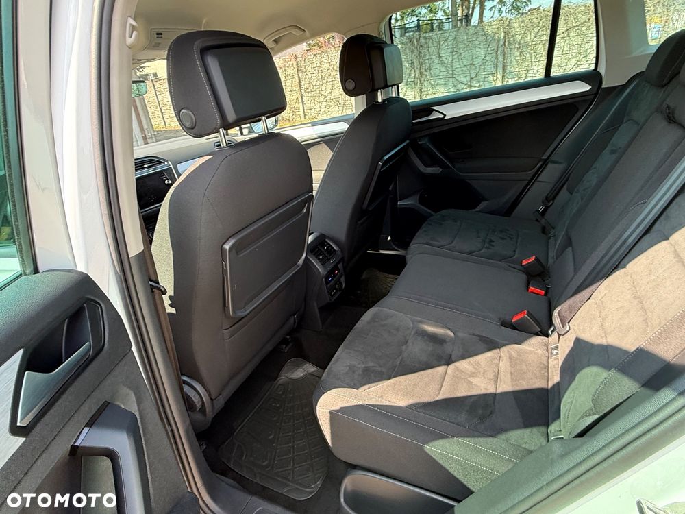 Volkswagen Tiguan - 13