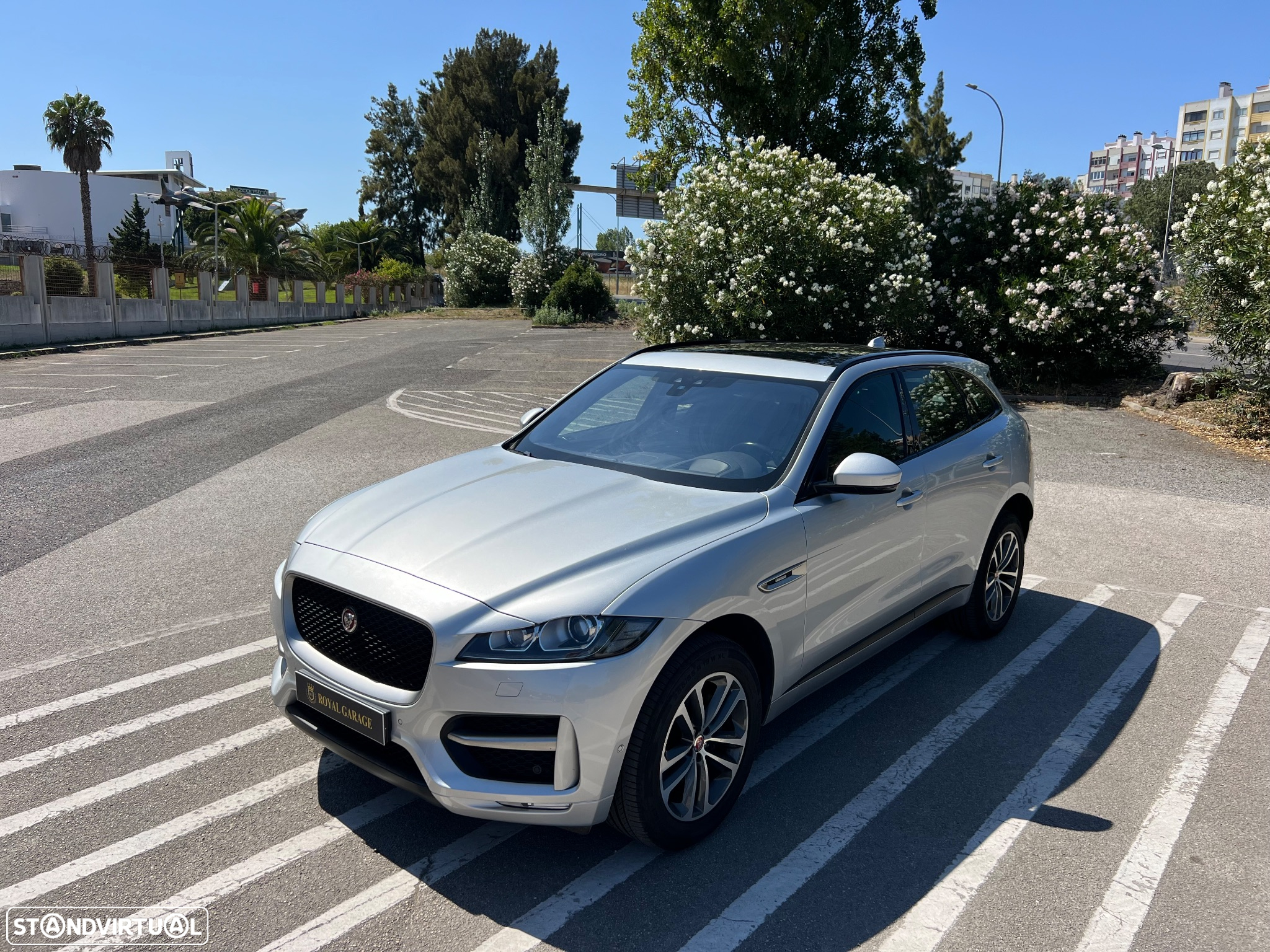 Jaguar F-Pace 2.0 i4D R-Sport Aut. - 9