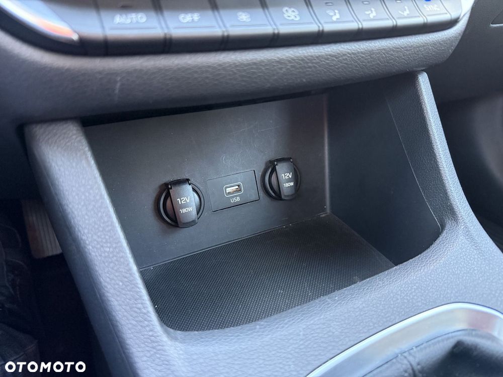 Hyundai i30 1.5 DPI Modern - 21