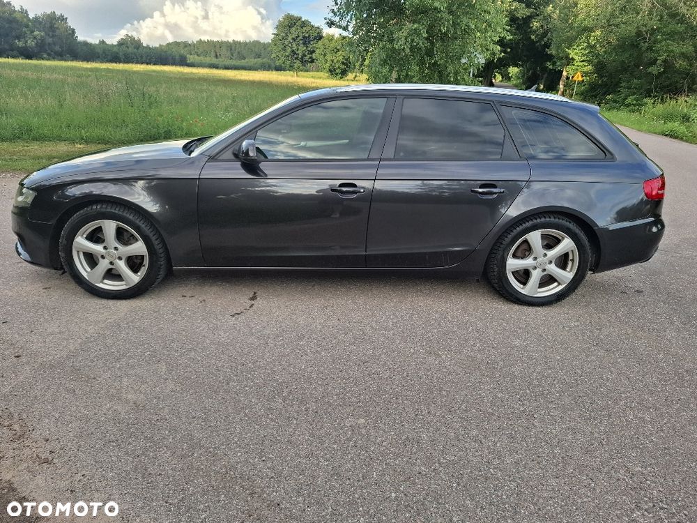 Audi A4 Avant - 2