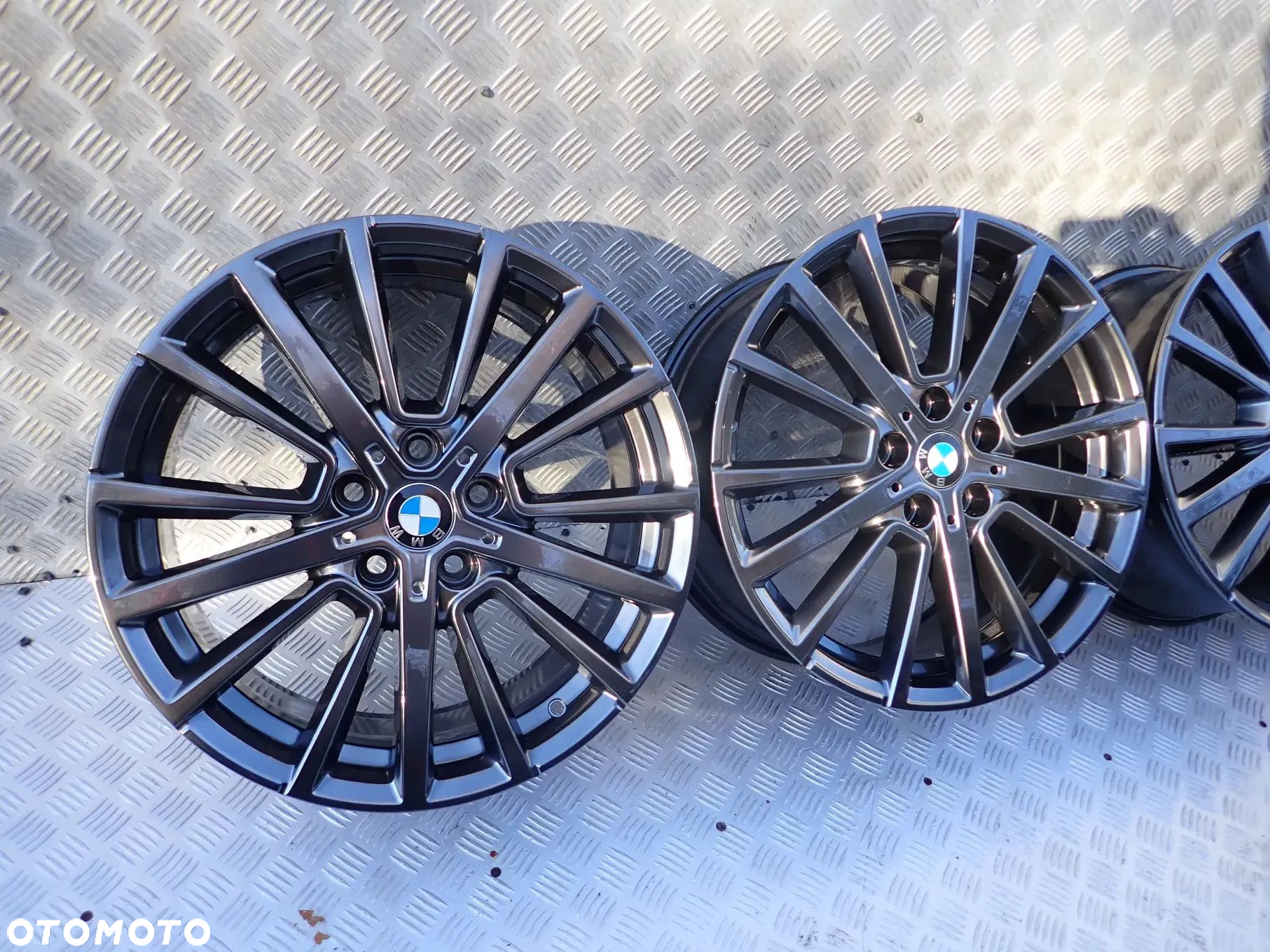 FELGI ALUMINIOWE BMW 5X112 8JX18 BM6851786 - 3