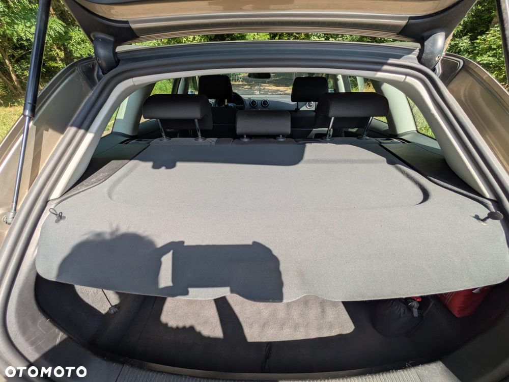 Audi A3 Sportback 1.6 FSI Ambiente - 10