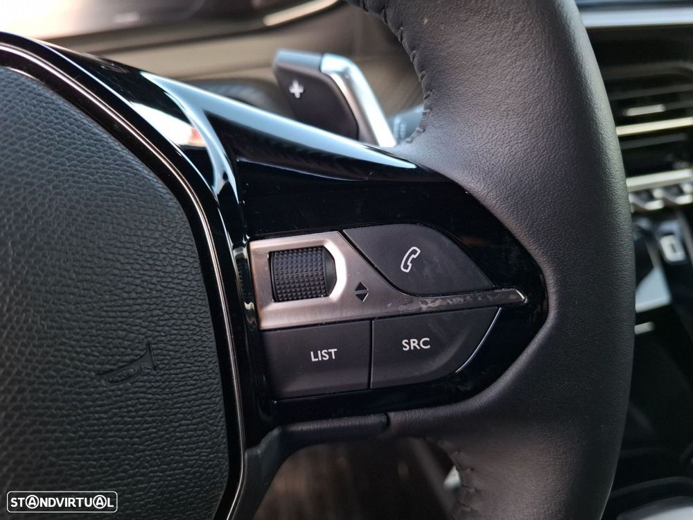 Peugeot 2008 1.2 Hybrid Allure e-DCS6 - 16