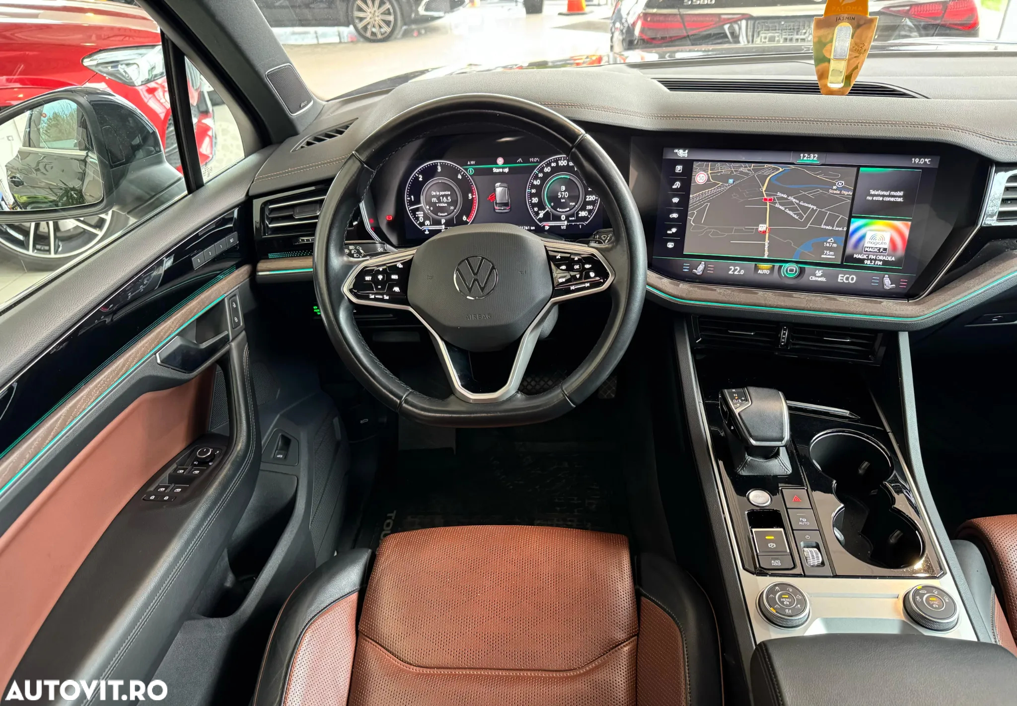 Volkswagen Touareg - 14