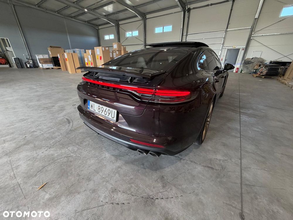 Porsche Panamera 4 Executive - 3