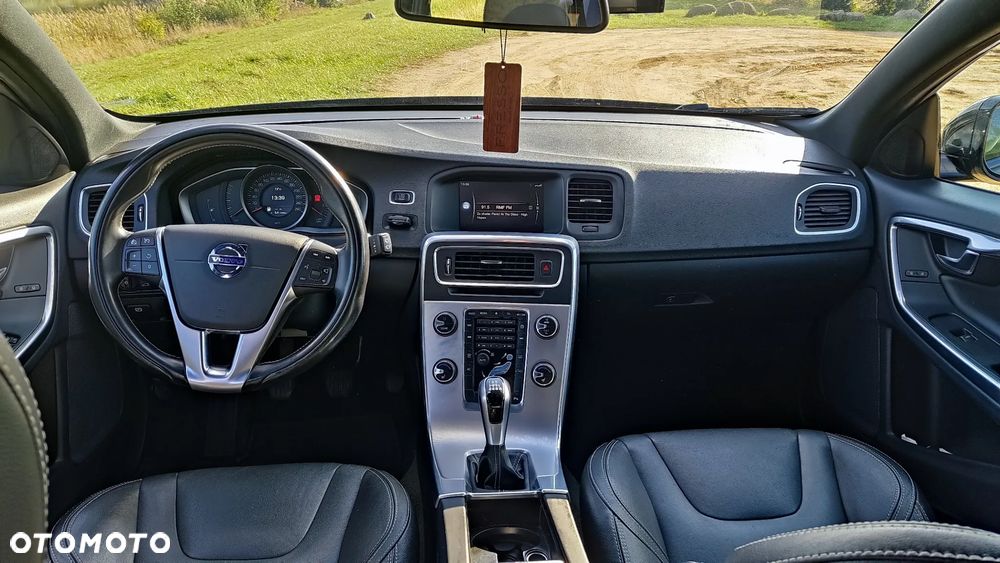 Volvo V60 D3 Drive-E Kinetic - 16