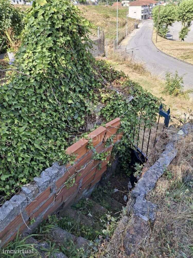 CASA TÉRREA NA ZONA DA LIXA, FELGUEIRAS, PORTO - Grande imagem: 5/6