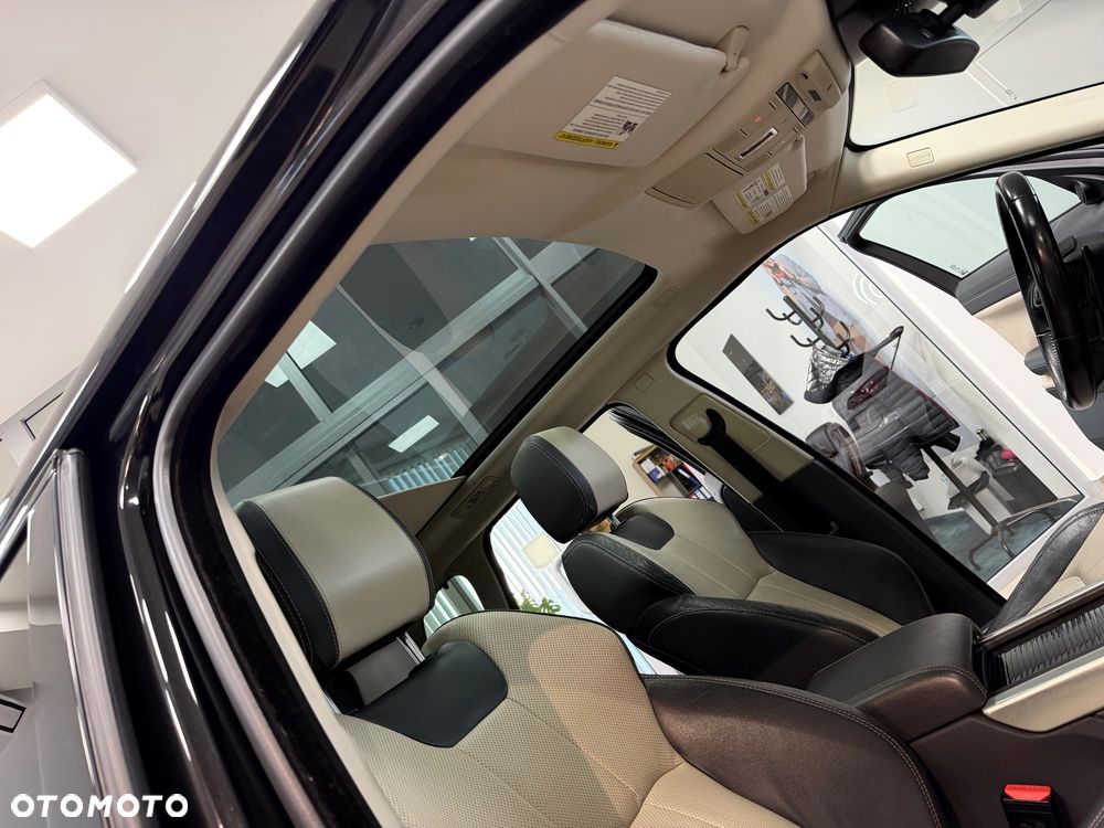 Land Rover Range Rover Evoque - 36