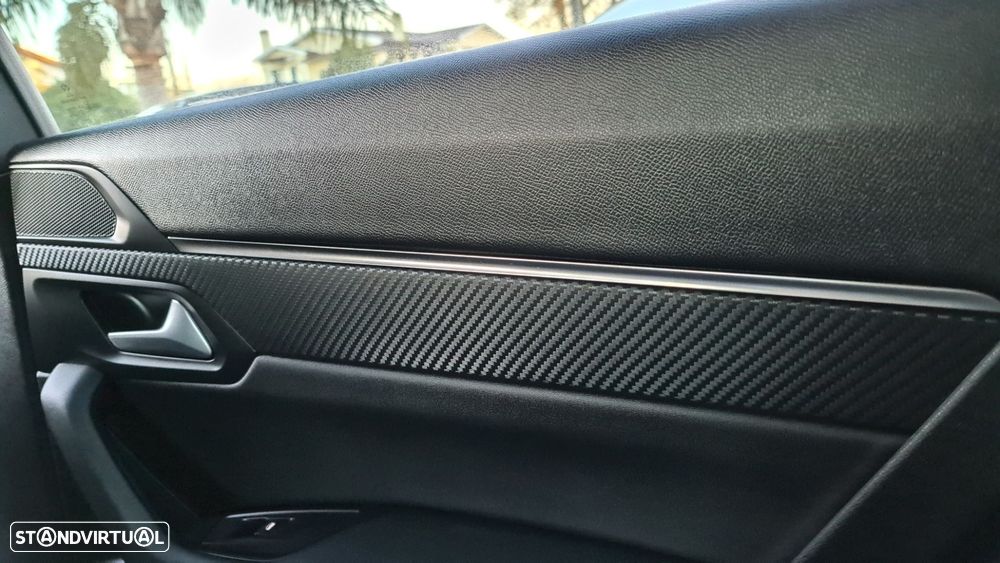 Peugeot 508 SW 1.6 Hybrid Allure e-EAT8 - 38