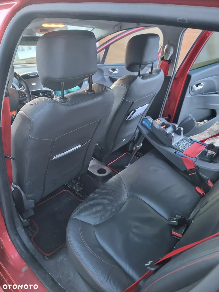 Renault Clio 1.6 R.S 200 EDC - 26