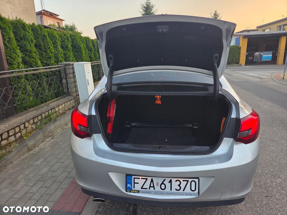 Opel Astra - 8
