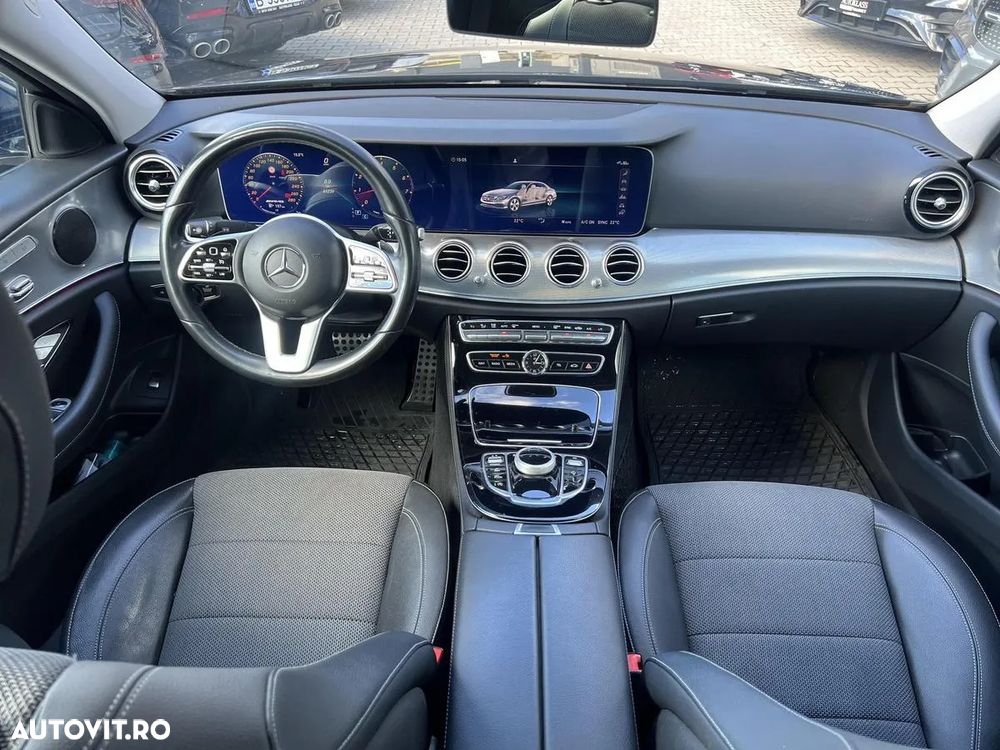 Mercedes-Benz E 200 4MATIC Aut. - 12