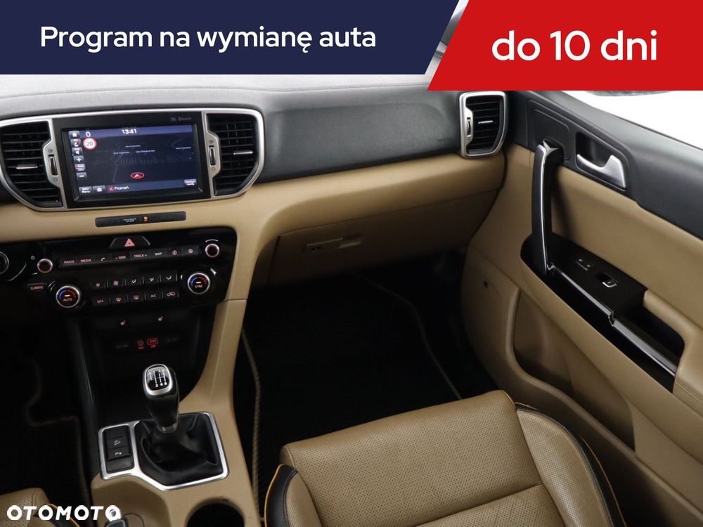 Kia Sportage - 10