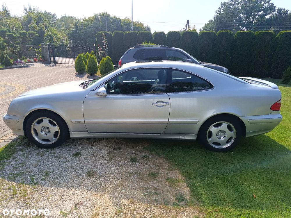 Mercedes-Benz CLK - 3