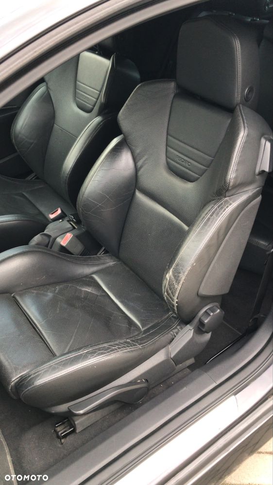 Opel Astra OPC - 12