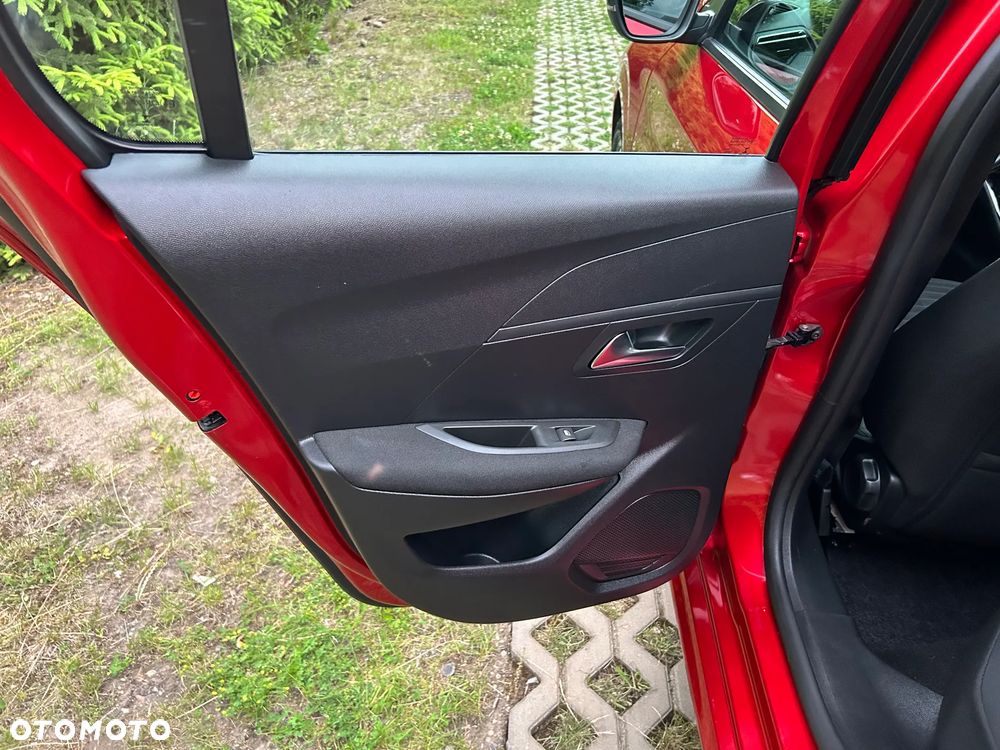Peugeot 208 PureTech 100 EAT8 Active Pack - 17