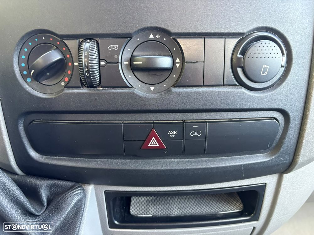 Mercedes-Benz SPRINTER - 6