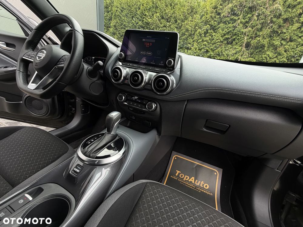 Nissan Juke 1.0 DIG-T DCT N-Connecta - 17