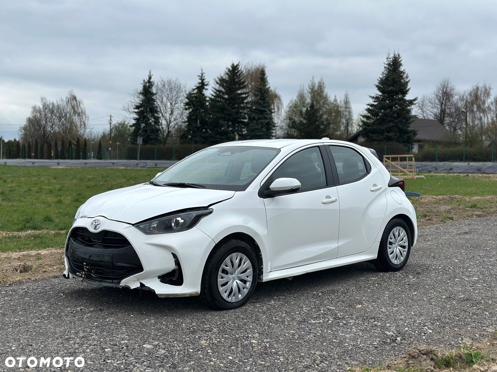 Toyota Yaris - 18