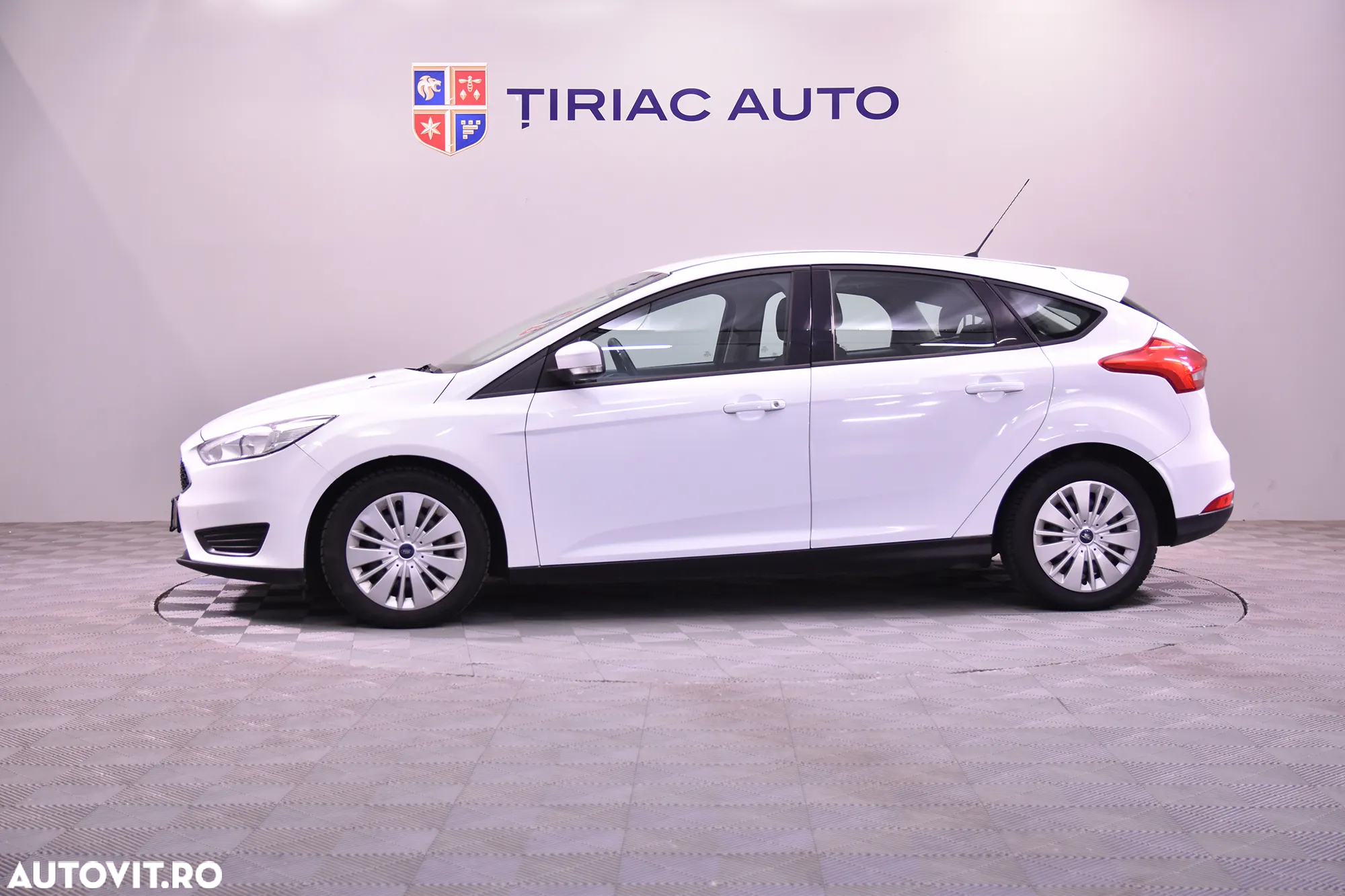 Ford Focus - 2
