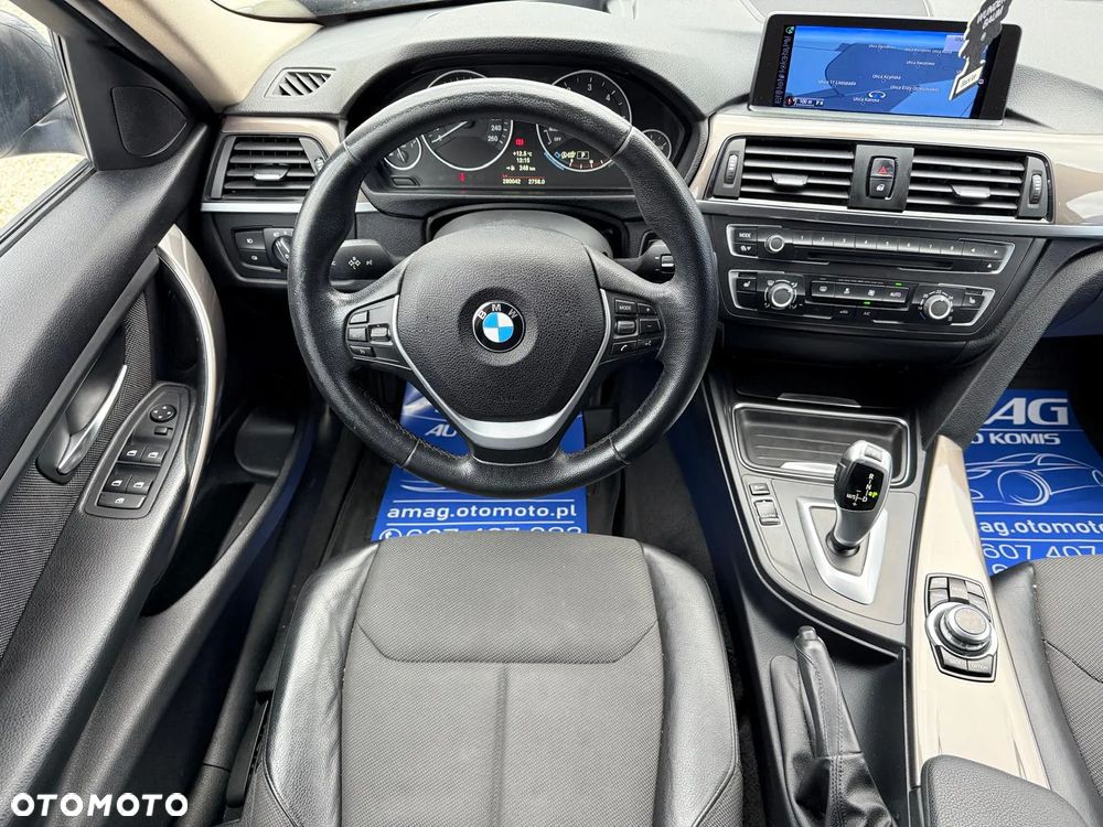 BMW Seria 3 320d Touring - 23