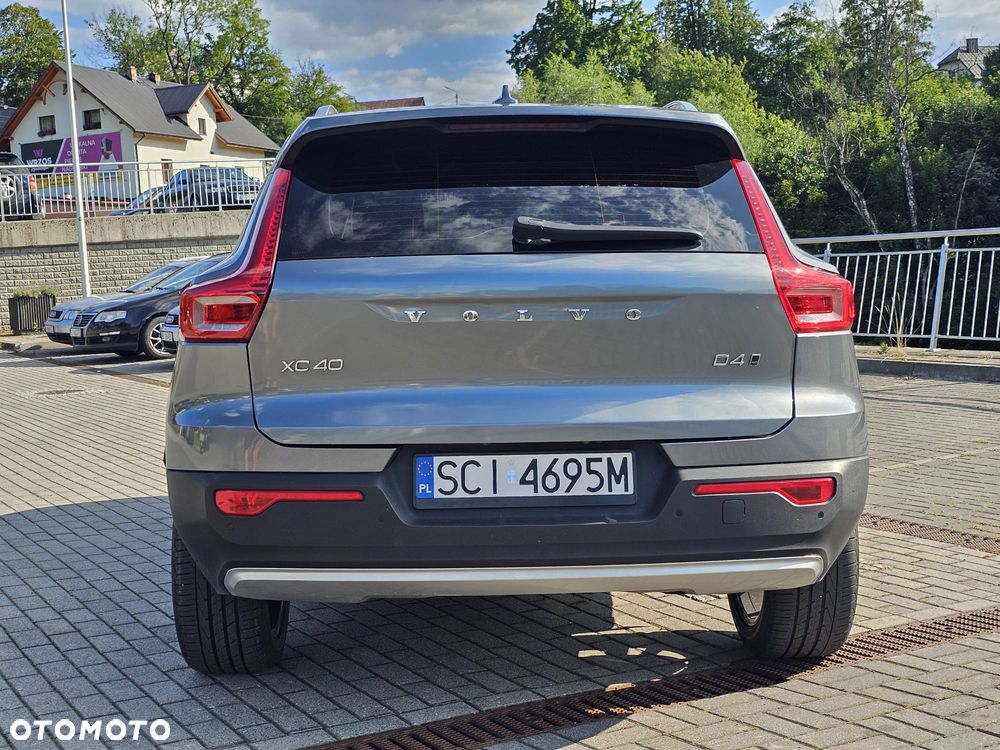 Volvo XC 40 D4 AWD Momentum Pro - 6