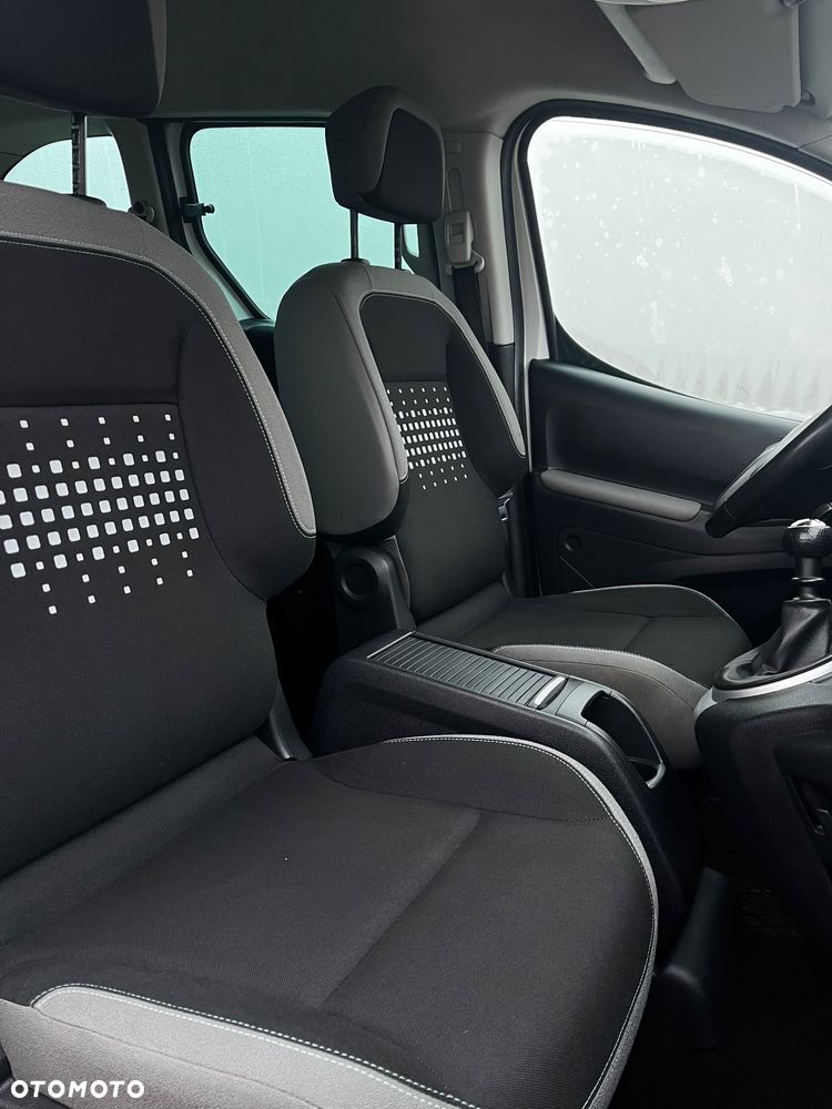 Citroën Berlingo Multispace BlueHDi 120 S&S SHINE - 17