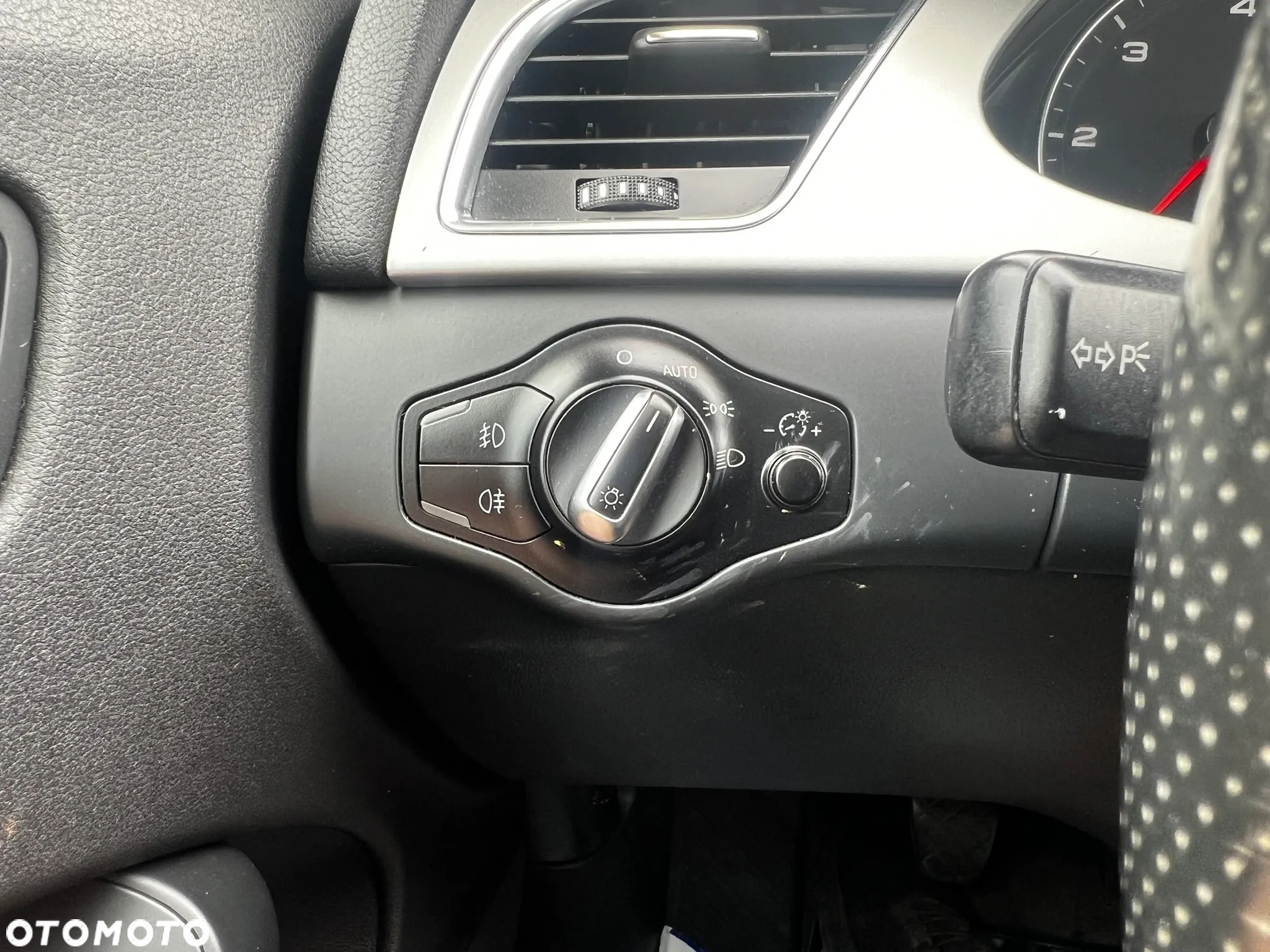 Audi A4 Avant 2.0 TDI DPF quattro Attraction - 23